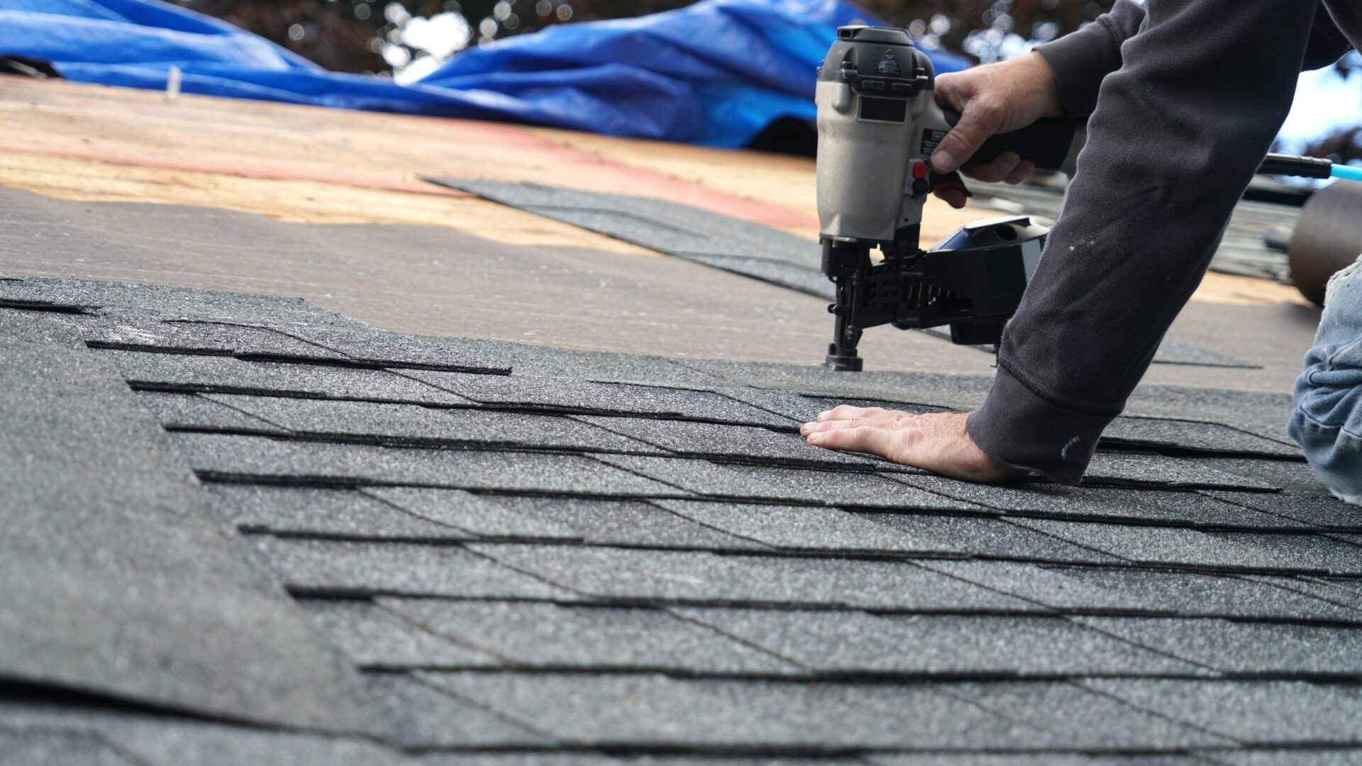 dependable roof repair clear lake city brinkmann quality roofing services scaled Screen Your Roofing Contractor The Right Way